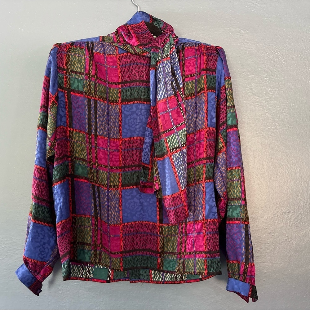 Vintage 100% Silk Jerri Sherman Blouse, Back Buttons, Neck Tie. Purple Blue - Picture 7 of 11